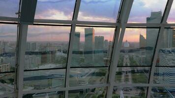 astana, kazakistan, 2022 - tramonto panorama nel il centro di astana, Kazakistan video