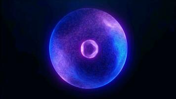 Blau lila Energie Kugel mit glühend hell Partikel, Atom mit Elektronen und elektrisch Magie Feld wissenschaftlich futuristisch Hi-Tech abstrakt Hintergrund video