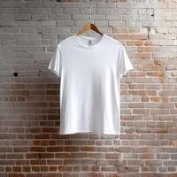 ilustración de un blanco llanura camiseta Bosquejo, ai generado foto