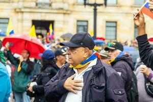 bogotá, Colombia, 19 julio 2023. pacífico protesta de el miembros de el activo reserva de el militar y policía efectivo en bogota Colombia en contra el gobierno de gustavo petro foto