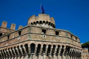 el hermosa mausoleo de Adriano además llamado sant angelo castillo construido en el año 139 anuncio foto