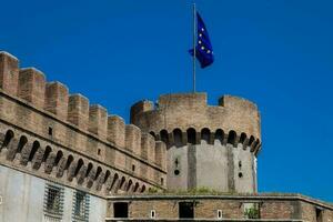 el hermosa mausoleo de Adriano además llamado sant angelo castillo construido en el año 139 anuncio foto