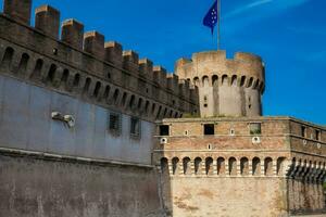 el hermosa mausoleo de Adriano además llamado sant angelo castillo construido en el año 139 anuncio foto
