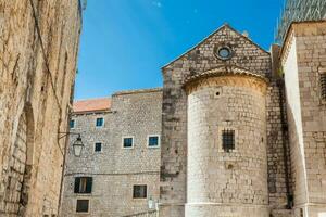 Dubrovnik antiguo pueblo en un hermosa primavera día foto