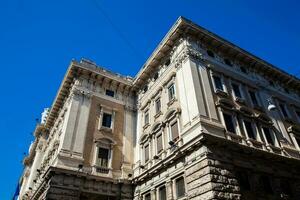 hermosa arquitectura de el antiguo edificios a Roma ciudad centrar foto