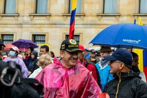 bogotá, Colombia, 19 julio 2023. pacífico protesta de el miembros de el activo reserva de el militar y policía efectivo en bogota Colombia en contra el gobierno de gustavo petro foto