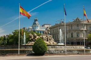 el famoso monumental cibeles fuente situado en el cuadrado de el mismo nombre construido en 1782 a Madrid ciudad centrar foto