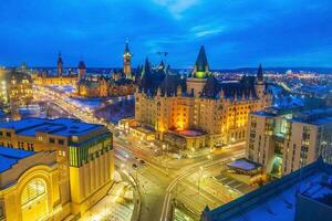 céntrico Ottawa ciudad horizonte, paisaje urbano de Canadá foto