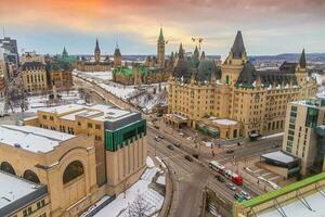 céntrico Ottawa ciudad horizonte, paisaje urbano de Canadá foto