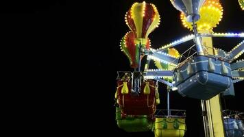 Amüsement Park glücklich mal Platz beim Nacht video