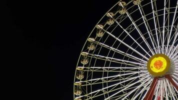 amusement parc content fois endroit à nuit video