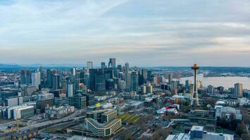 Seattle, Washington horizonte a puesta de sol foto