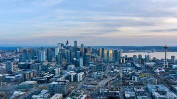 Seattle, Washington horizonte a puesta de sol foto
