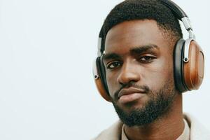 música hombre vistoso DJ americano Moda africano chico cabeza negro retrato auriculares antecedentes foto