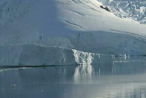 Paradise bay glaciers and mountains, Antartic peninsula, Antartica.. photo