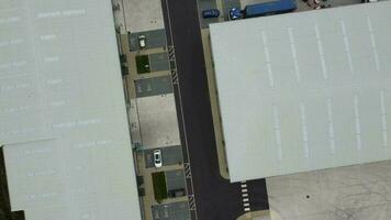 mensen Bij dal weg openbaar park van luton Engeland uk. beeldmateriaal gevangen genomen met drone's camera Aan juli 5e, 2022 video
