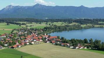 Riegsee, ein See im Bayern video