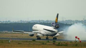 FRANKFURT AM MAIN, GERMANY JULY 20, 2017 - Lufthansa cargo MD 11 D ALCE landing. Fraport, Frankfurt, Germany video