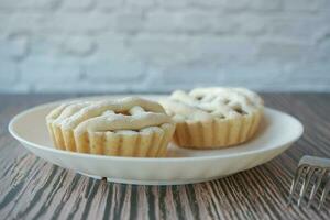 slice of apple pie cake on a plate photo