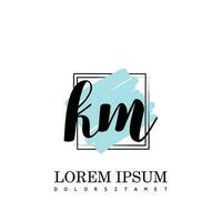 km inicial letra escritura logo con cuadrado cepillo modelo vector