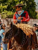 aporo, goiás, Brasil - 05 07 2023 lado de caballo montando evento abierto a el público foto