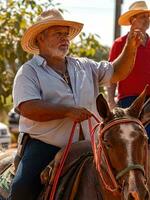 aporo, goiás, Brasil - 05 07 2023 lado de caballo montando evento abierto a el público foto