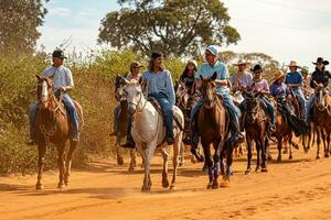 aporo, goiás, Brasil - 05 07 2023 lado de caballo montando evento abierto a el público foto