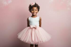 orgulloso africano americano pequeño niña en ballet vistiendo un rosado tutu falda niños en pie en ballet. ai generado foto