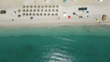borsh playa, Albania por zumbido 2 video
