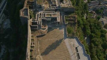 gjirokastra Schloss im Albanien durch Drohne 2 video