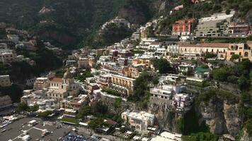 Positano, Amalfi Küste, Italien durch Drohne 6 video
