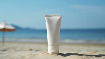 blanco tubo con cara crema o cuerpo loción en mar antecedentes. productos cosméticos concepto con spf proteccion. . generativo ai foto