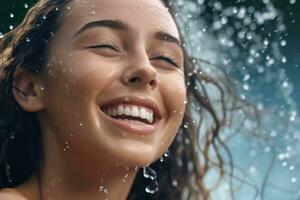 un cerca - arriba foto de un contento mujer modelo con agua salpicaduras, enfatizando el concepto de protección de la piel hidratación y belleza. generativo ai