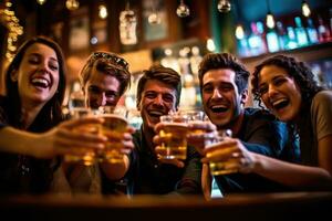 un grupo de amigos tostado y celebrando con su cervezas en un vibrante, bien - iluminado bar. generativo ai foto