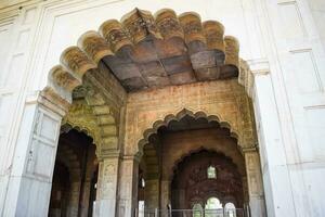 arquitectónico detalles de lal qila - rojo fuerte situado en antiguo Delhi, India, ver dentro Delhi rojo fuerte el famoso indio puntos de referencia foto