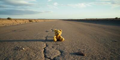 ai generado. ai generativo. solitario roto perdido oso animal juguete juego en el la carretera. triste ambiente antecedentes. gráfico Arte foto