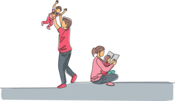 ett enda linje teckning av ung Sammanträde på golv och läsning bok till dotter medan pappa spelar med son på Hem illustration. Lycklig familj föräldraskap begrepp. kontinuerlig linje dra design png
