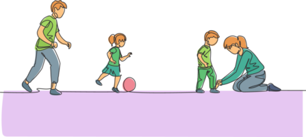 ett enda linje teckning av ung pappa spelar fotboll med dotter på fält medan mamma kvitt söner skosnören illustration. Lycklig familj föräldraskap begrepp. modern kontinuerlig linje dra design png