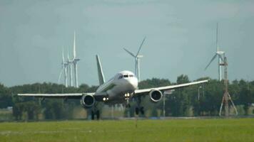 AMSTERDAM, THE NETHERLANDS JULY 26, 2017 - Alitalia Airbus A319 braking after landing landing on runway 18R Polderbaan. Shiphol Airport, Amsterdam, Holland video