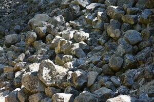 rústico piedras y rocas foto