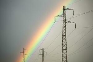 arco iris mediante poder línea foto