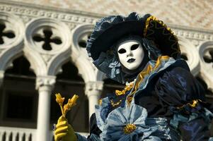 mascaras a el Venecia carnaval foto