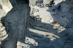 Quarry for the extraction of blocks of white statuary marble photo