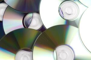 many cd's are arranged in a circle photo