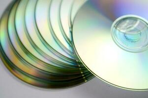 many cd's are arranged in a circle photo