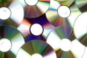 many cd's are arranged in a circle photo