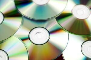 many cd's are arranged in a circle photo