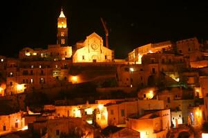 antiguo pueblo de el sassi de matera Italia foto