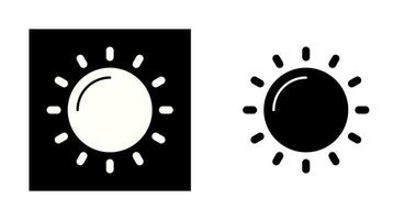 Sun Vector Icon