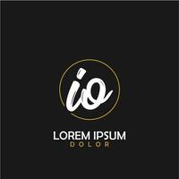 IO Initial Brush In Circle Frame Template Design vector